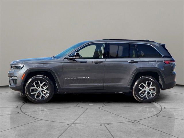 Certified 2024 Jeep Grand Cherokee Limited image 9