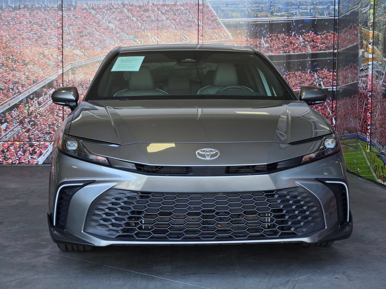 Used 2026 Toyota Camry SE FWD image 3