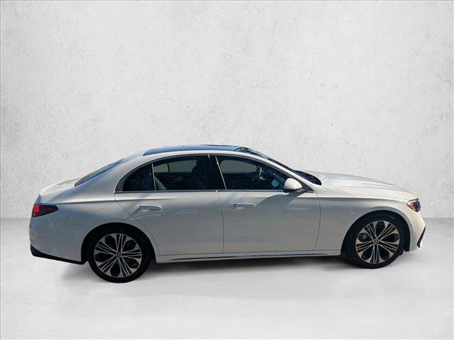 Used 2025 Mercedes-Benz E 350 Sedan image 4