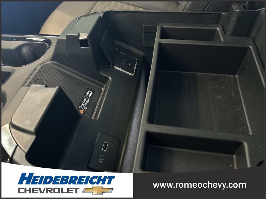 Used 2024 Chevrolet Silverado 1500 ZR2 w/ Technology Package AWD/4WD image 26