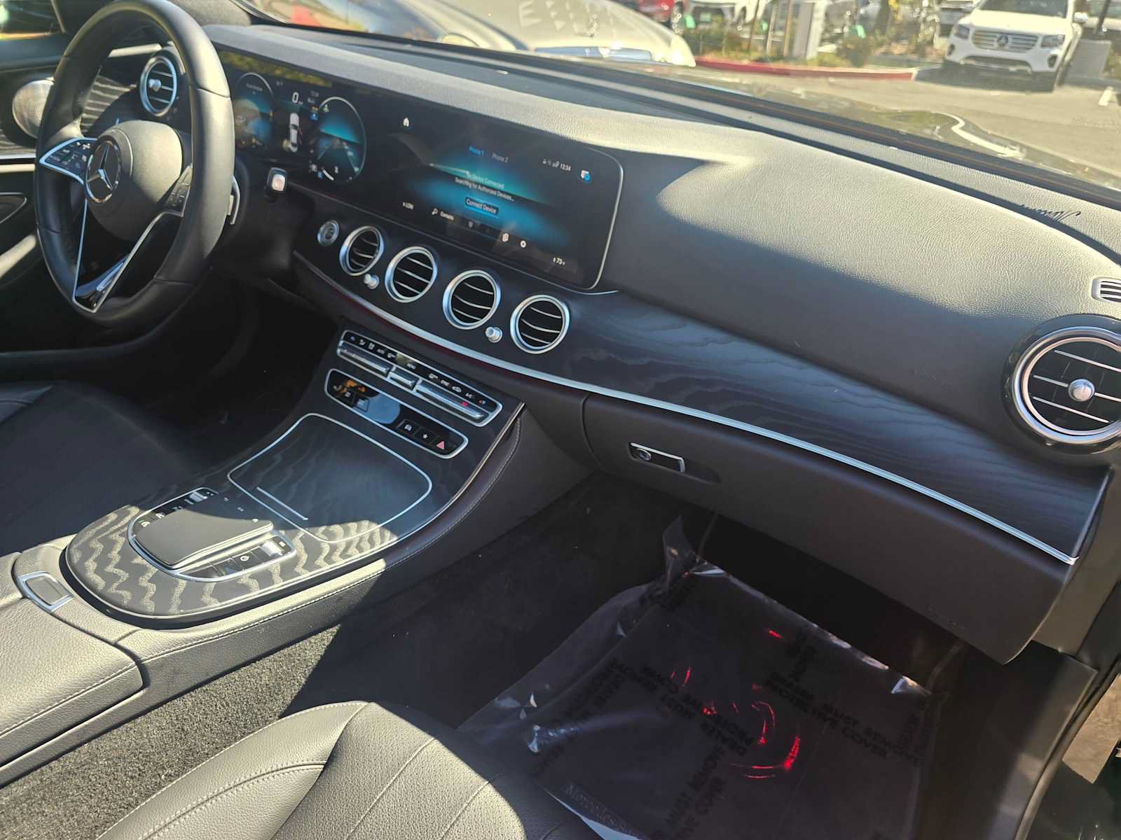 Used 2023 Mercedes-Benz E 350 4MATIC Sedan image 11
