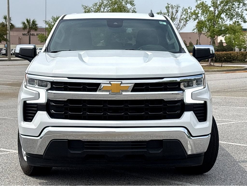 Used 2023 Chevrolet Silverado 1500 LT RWD image 2