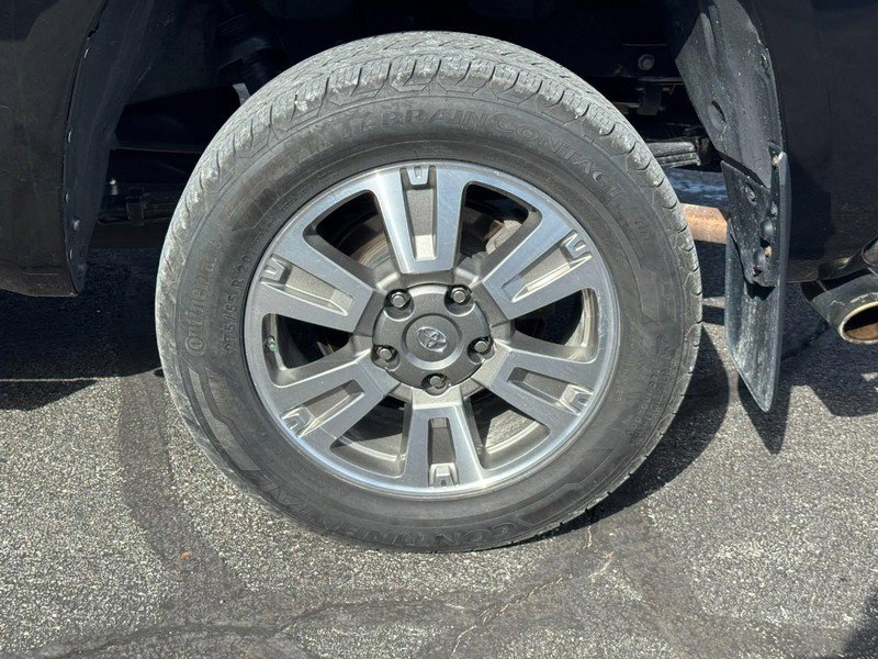 Used 2017 Toyota Tundra image 6