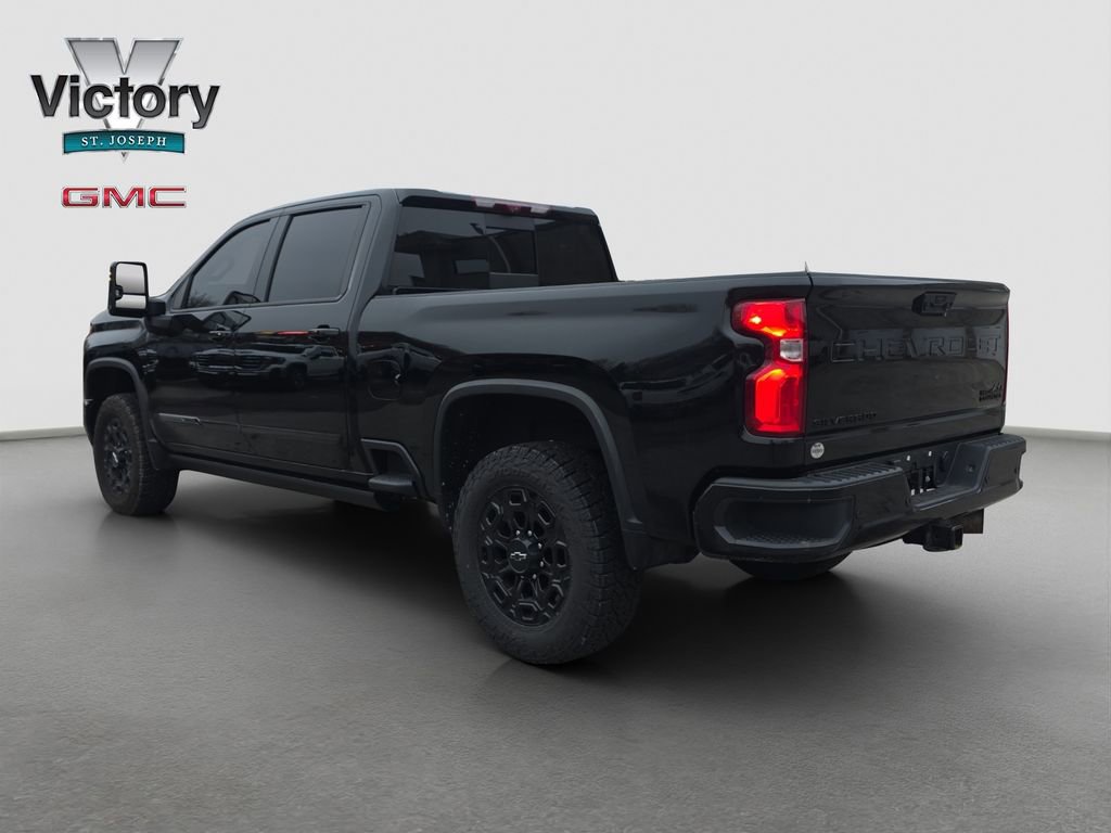 Used 2024 Chevrolet Silverado 3500 High Country w/ High Country Premium Package image 15