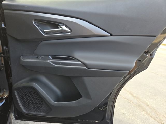 New 2026 Chevrolet Equinox EV LT image 19