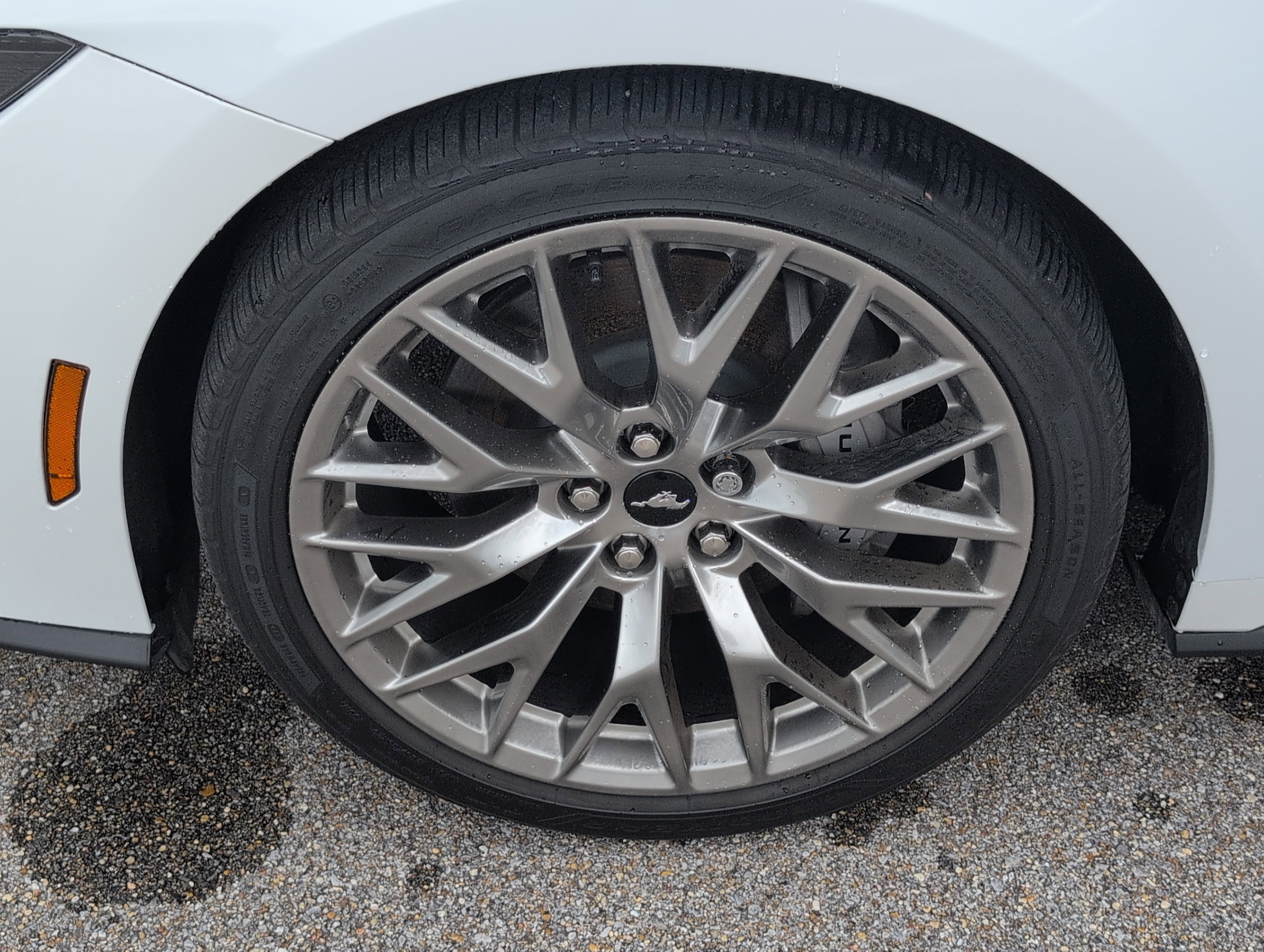 Used 2024 Ford Mustang GT Premium RWD image 11