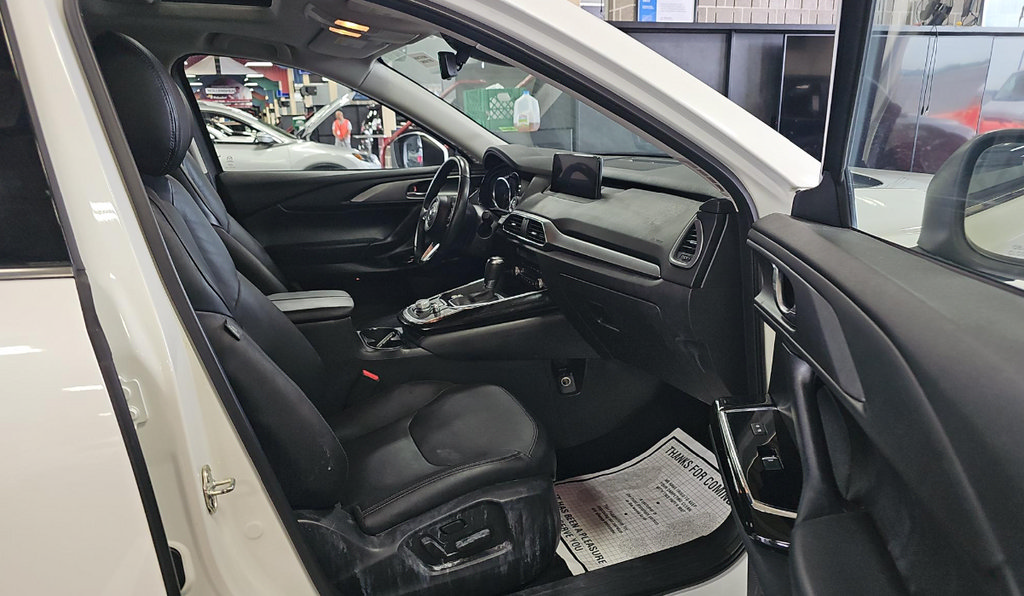 Used 2023 MAZDA CX-9 Touring Plus AWD/4WD image 14