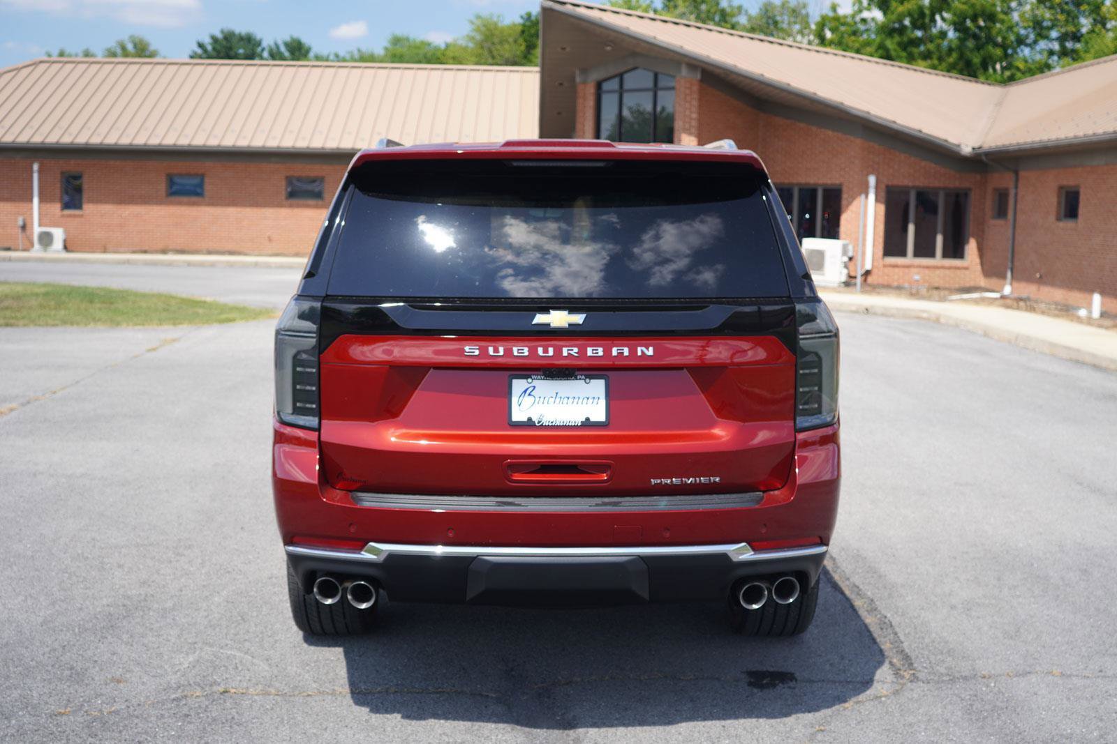 New 2025 Chevrolet Suburban Premier image 4