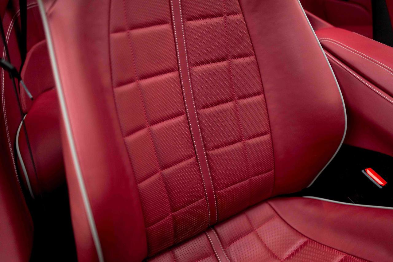 Used 2020 Ferrari Portofino RWD image 62