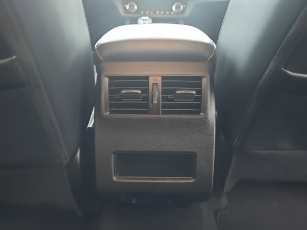 Used 2024 Mitsubishi Outlander SE Black Edition image 25