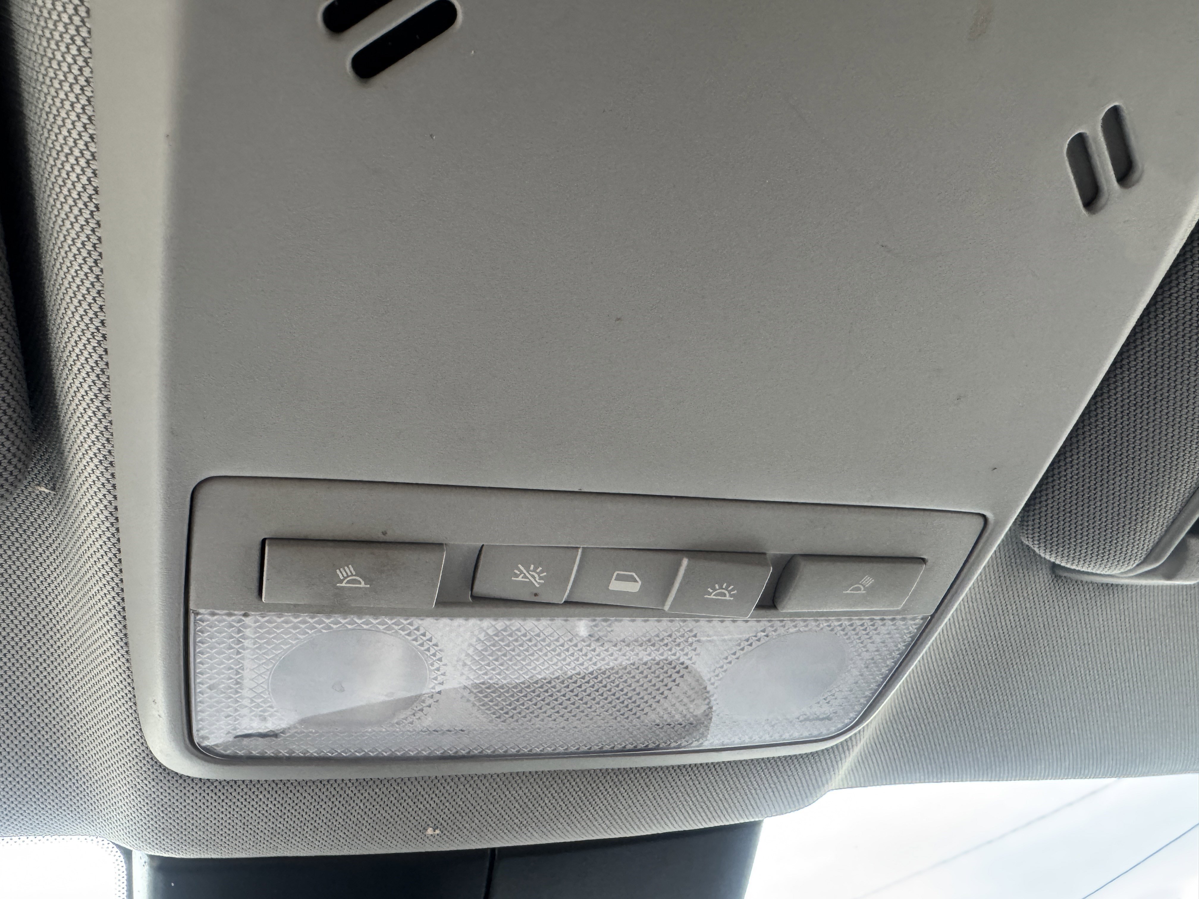 Used 2018 Chevrolet Trax LT w/ LT Convenience Package image 29