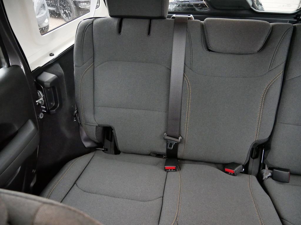 New 2026 Jeep Wrangler Unlimited Sport AWD/4WD image 19