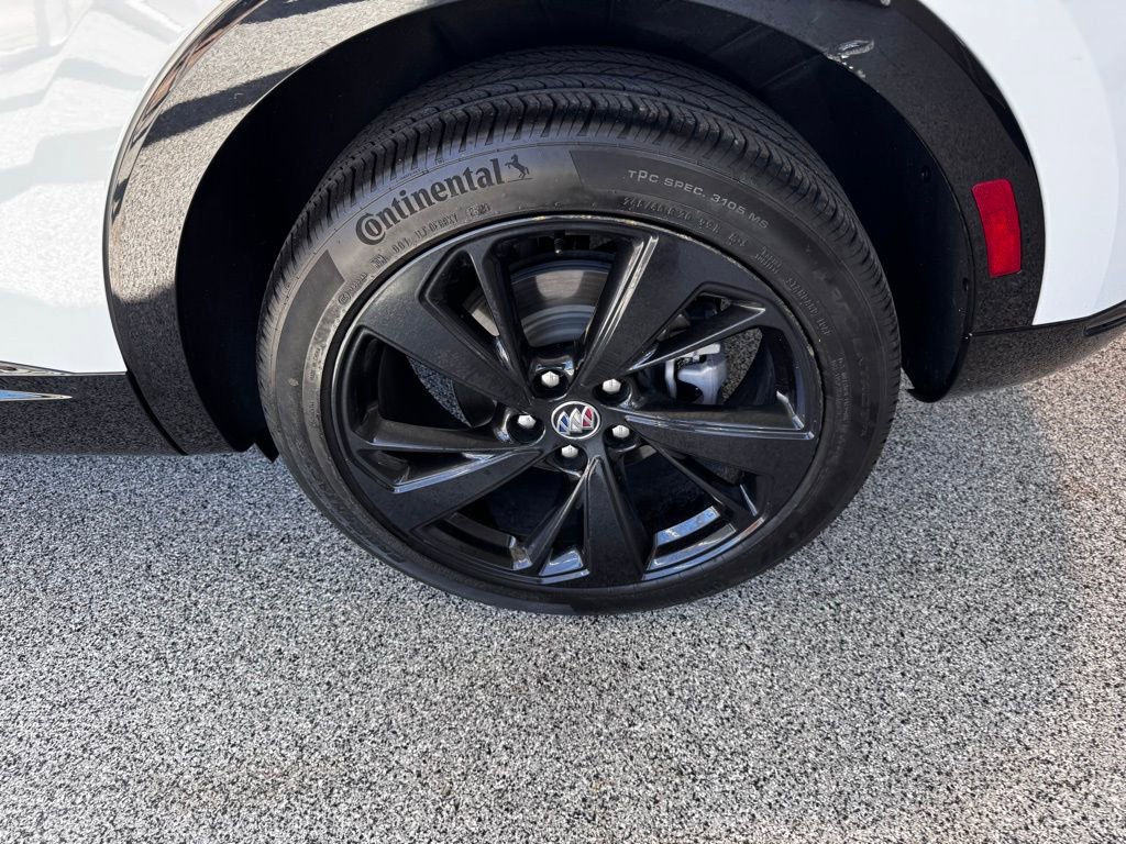 Used 2023 Buick Envision Preferred w/ Sport Touring Package image 11