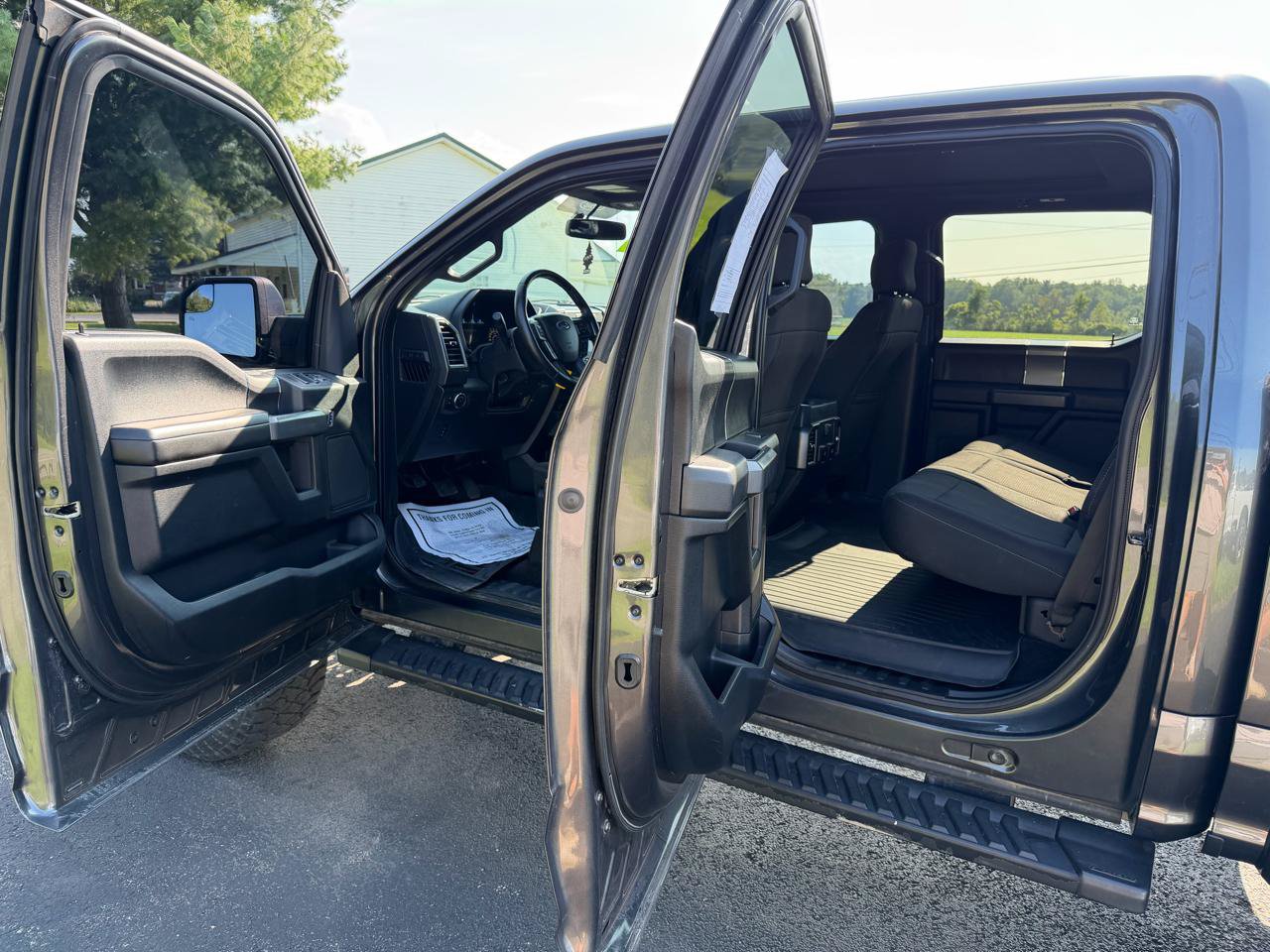 Used 2017 Ford F150 XLT w/ Equipment Group 302A Luxury AWD/4WD image 39