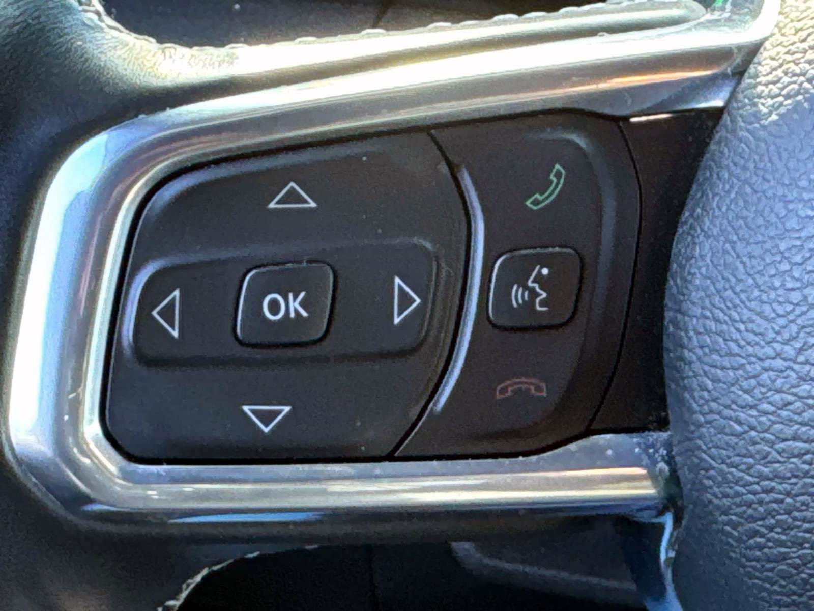 Used 2023 Jeep Wrangler Unlimited Sahara w/ Cold Weather Group image 15