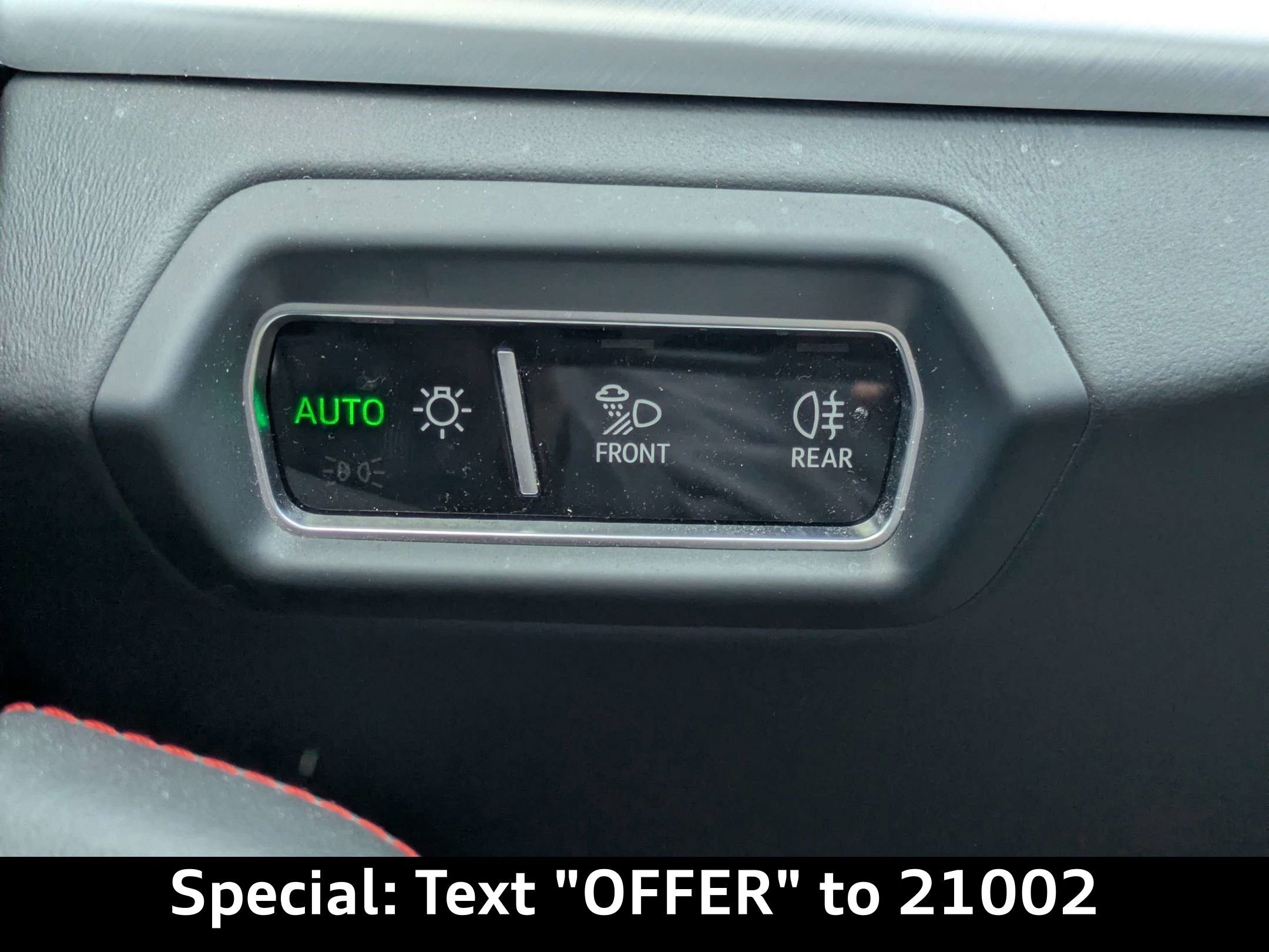 Used 2020 Lamborghini Urus AWD/4WD image 28