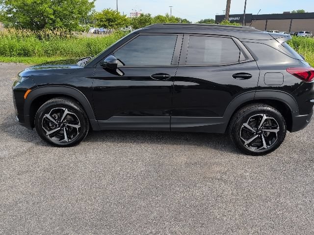 Certified 2021 Chevrolet TrailBlazer RS w/ Convenience Package AWD/4WD image 2
