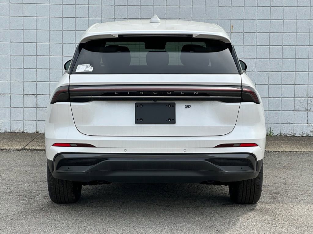 New 2026 Lincoln Nautilus Premier w/ Jet Appearance Package AWD/4WD image 5