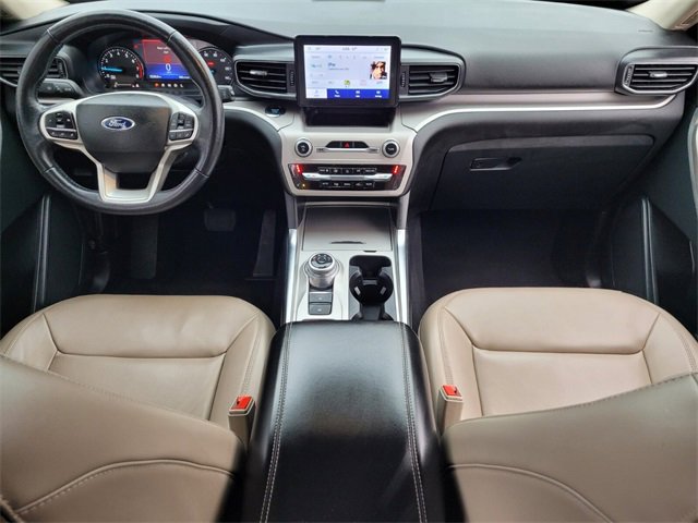 Used 2023 Ford Explorer XLT w/ Equipment Group 202A image 16