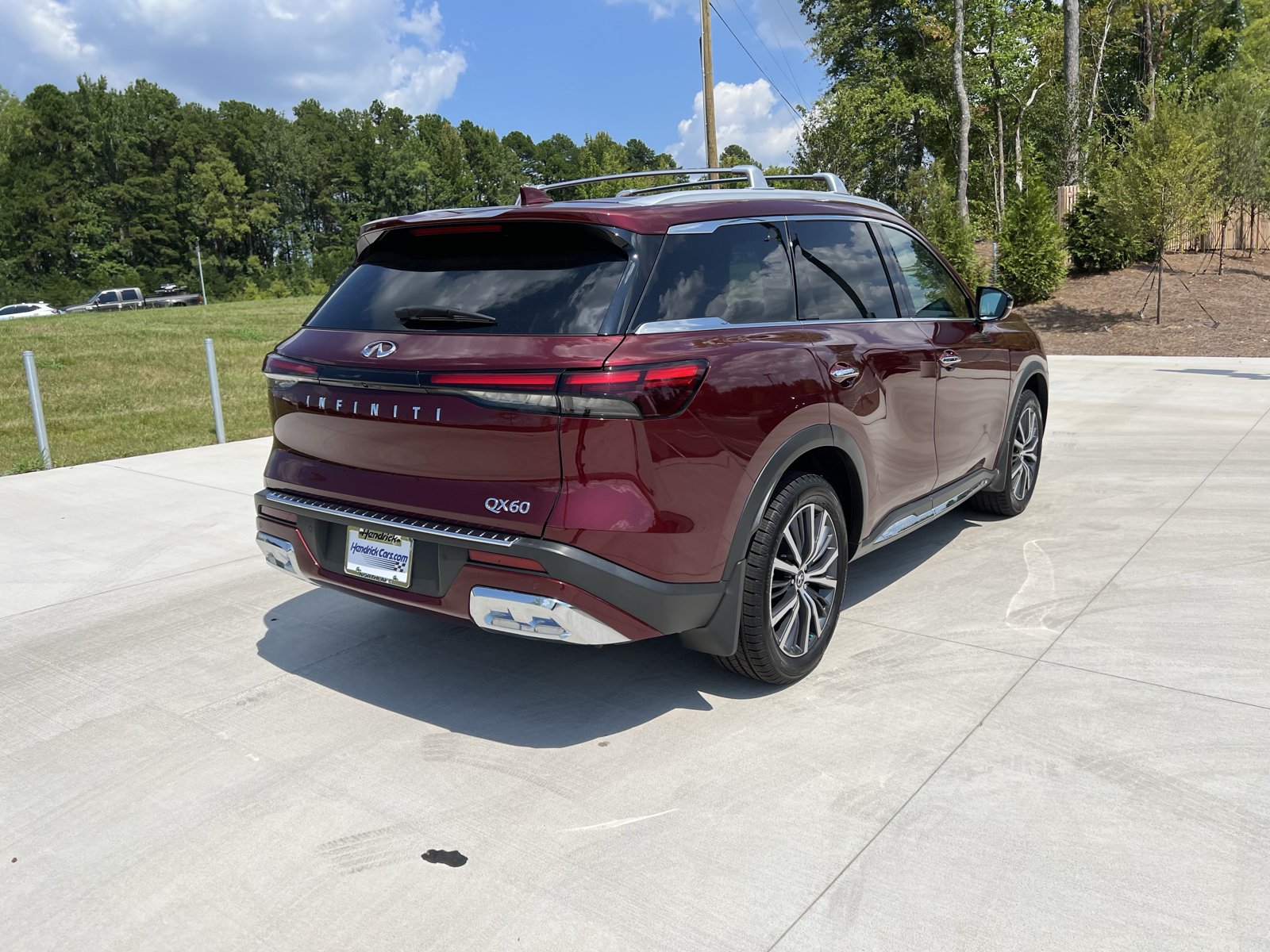 Used 2022 INFINITI QX60 Sensory w/ Cargo Package FWD image 8