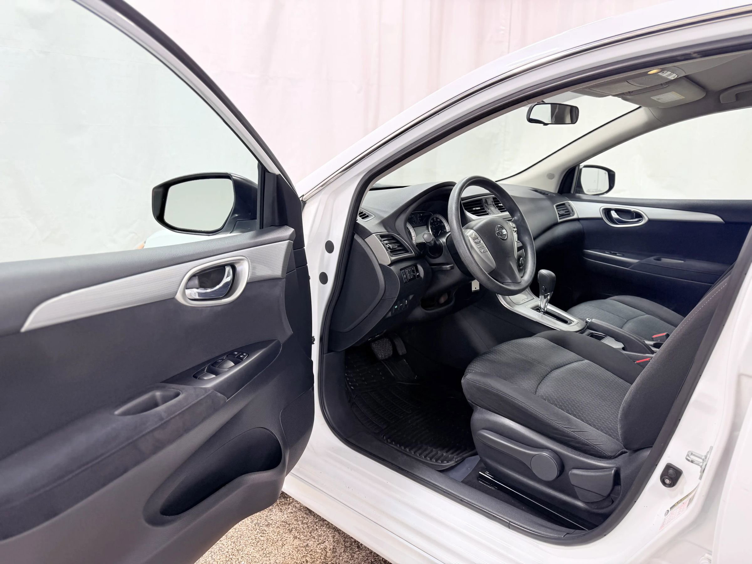 Used 2014 Nissan Sentra SR image 10