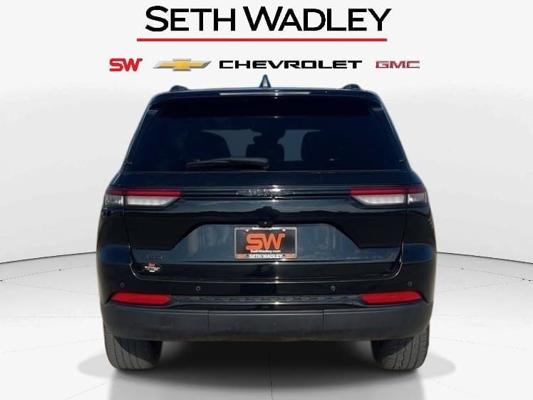 Used 2023 Jeep Grand Cherokee Altitude image 6