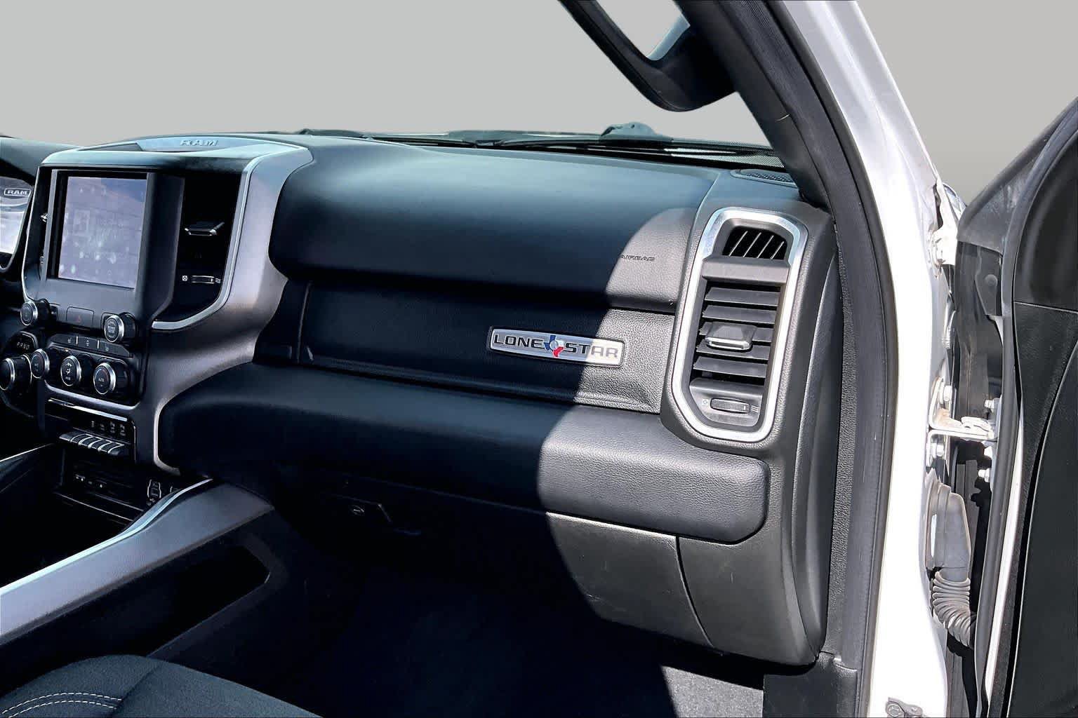 Used 2019 RAM 1500 Big Horn RWD image 19