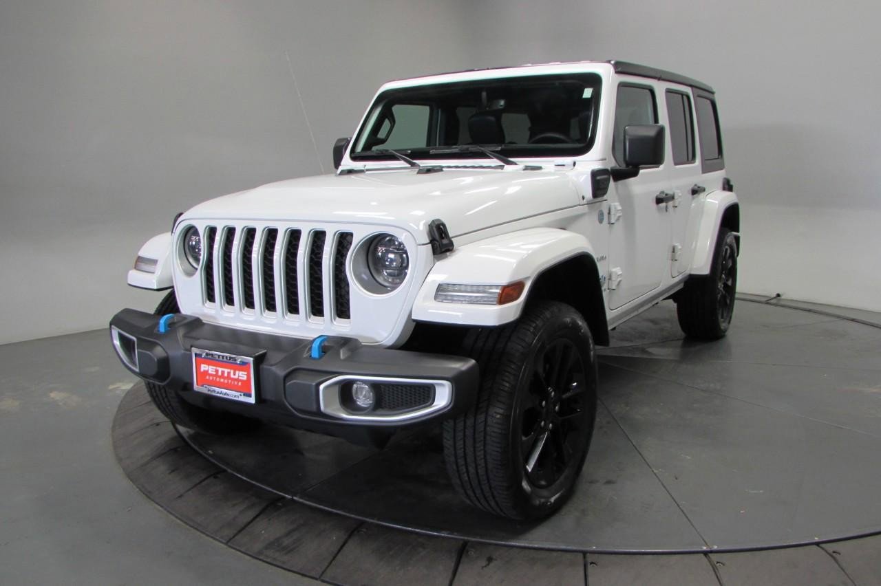 Used 2023 Jeep Wrangler Unlimited Sahara image 3