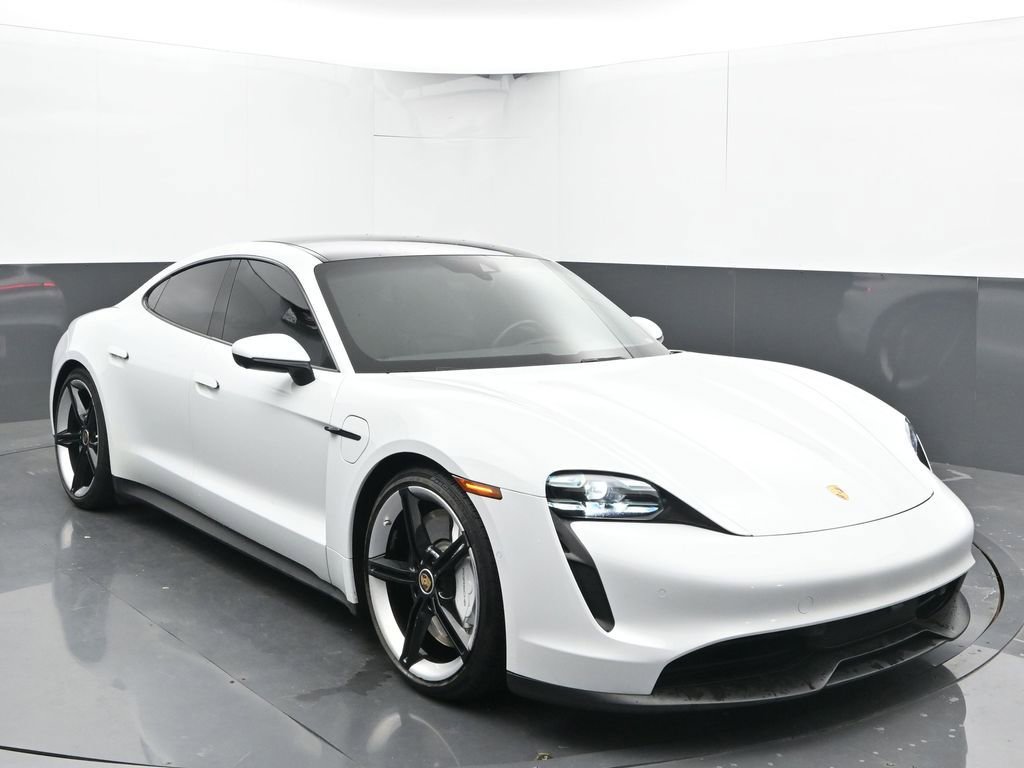 Used 2020 Porsche Taycan 4S image 2