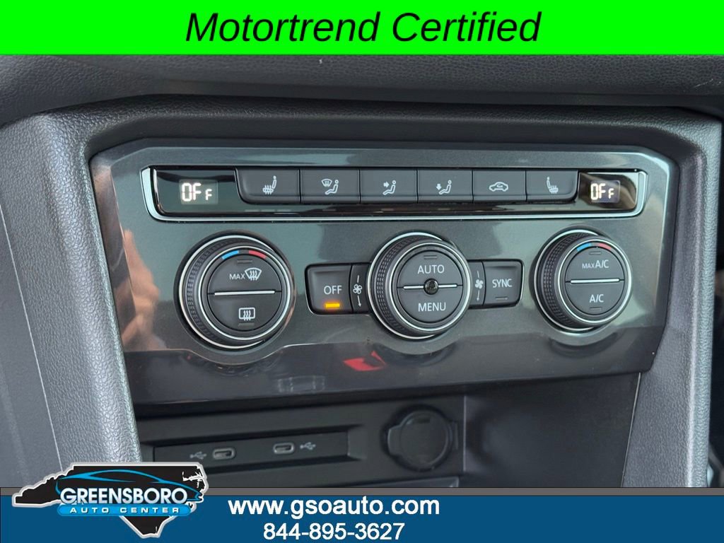 Used 2021 Volkswagen Tiguan SE w/ Panoramic Sunroof Package image 26