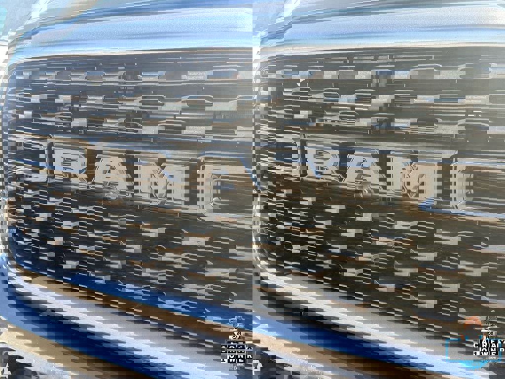 Certified 2022 RAM 2500 Big Horn w/ Level B Equipment Group image 7