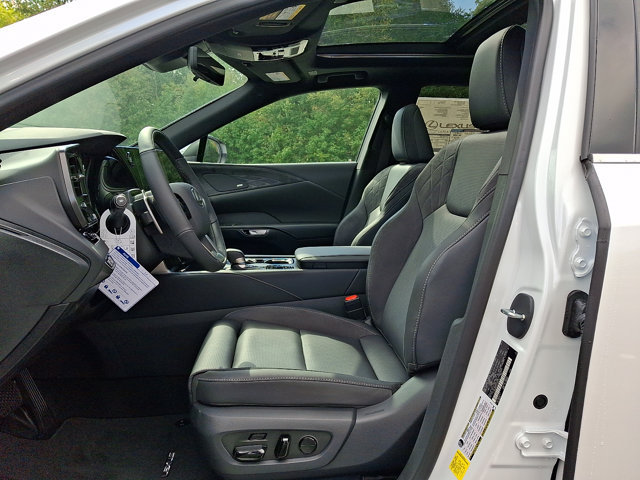 New 2026 Lexus RX 350 AWD w/ Convenience Package image 8