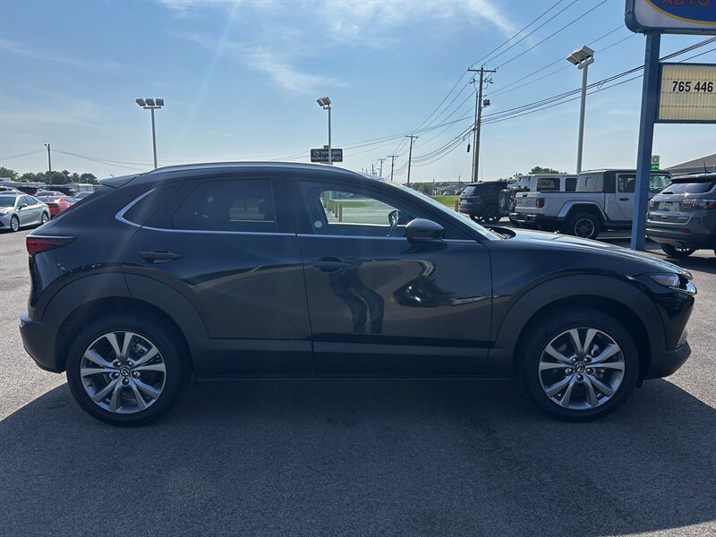 Used 2024 MAZDA CX-30 AWD 2.5 S w/ Premium Package image 2