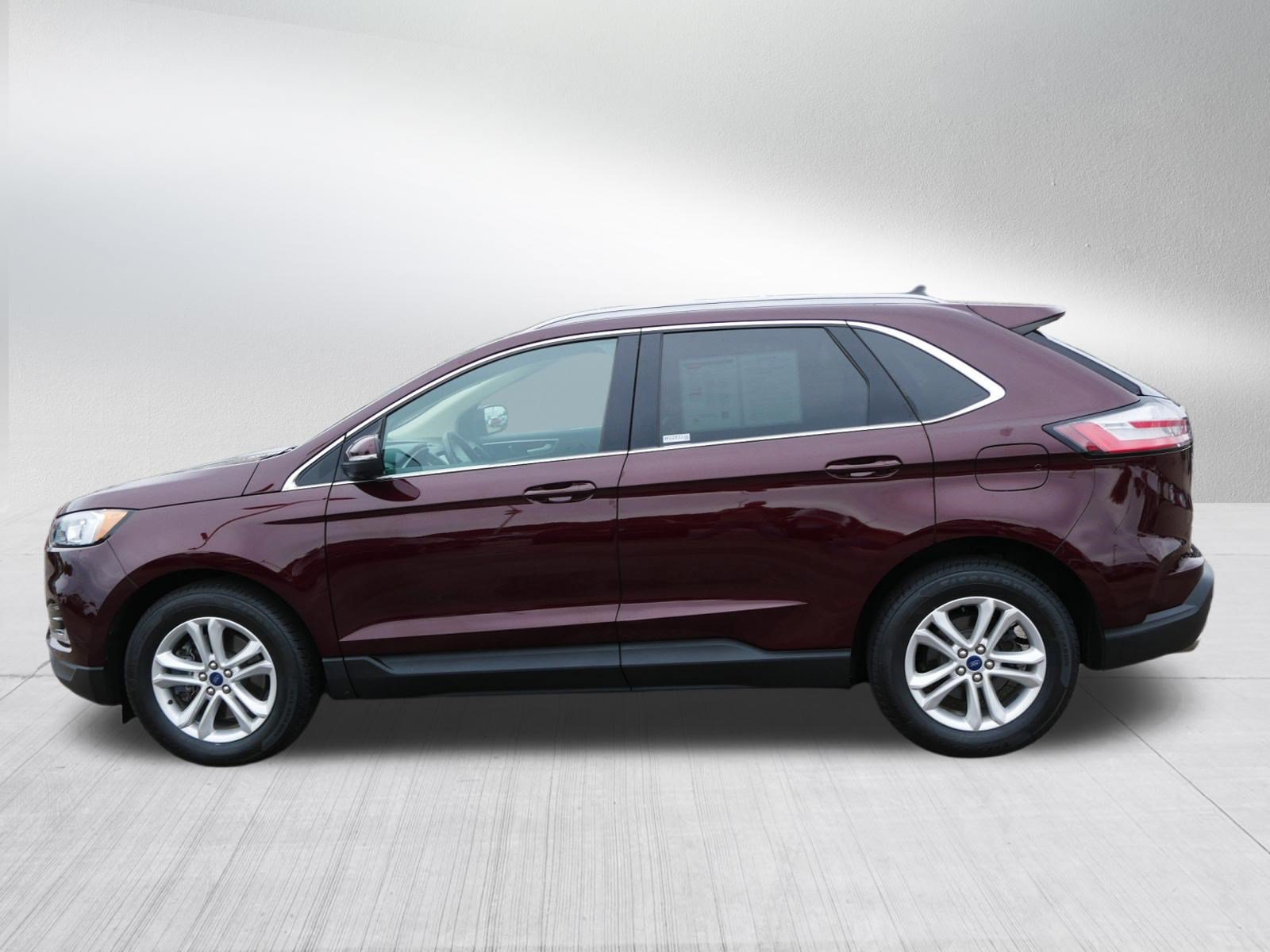 Certified 2020 Ford Edge SEL w/ Convenience Package AWD/4WD image 4