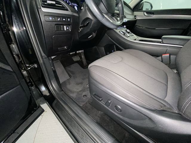 Used 2022 Hyundai Palisade SEL w/ Cargo Package image 12