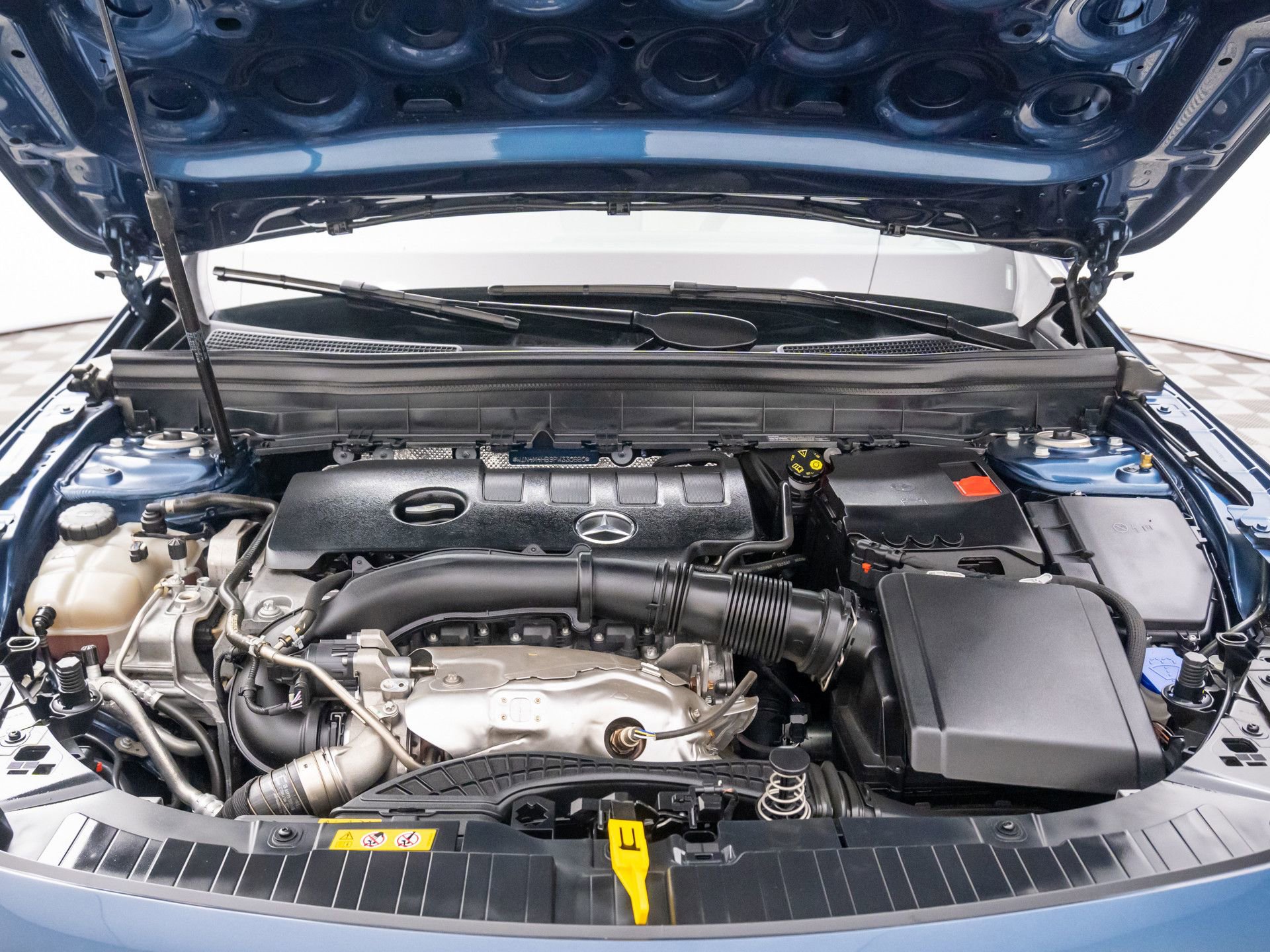 Used 2023 Mercedes-Benz GLB 250 4MATIC image 28