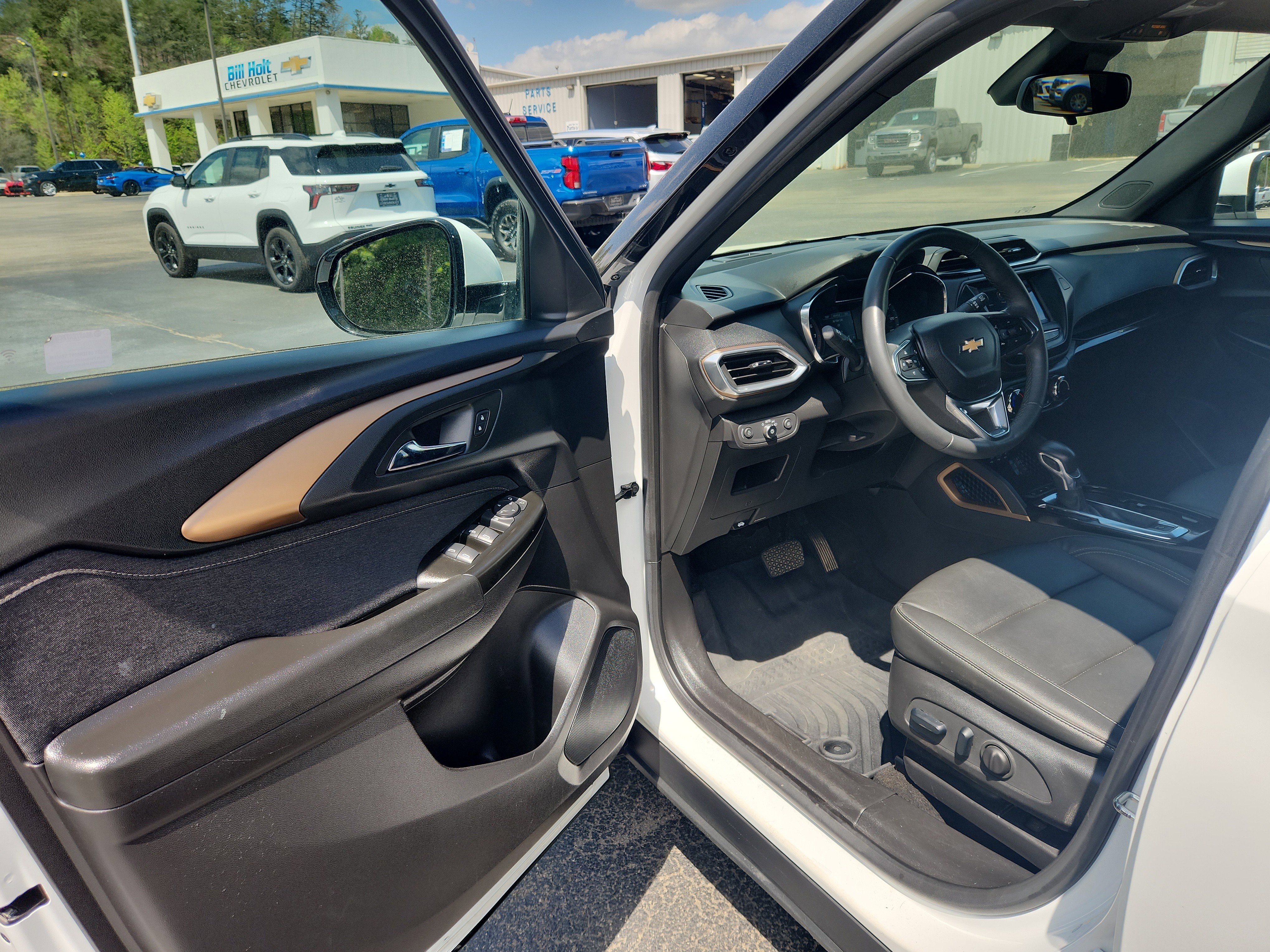 Used 2023 Chevrolet TrailBlazer ACTIV FWD image 21