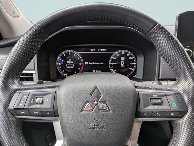Used 2024 Mitsubishi Outlander SE image 31