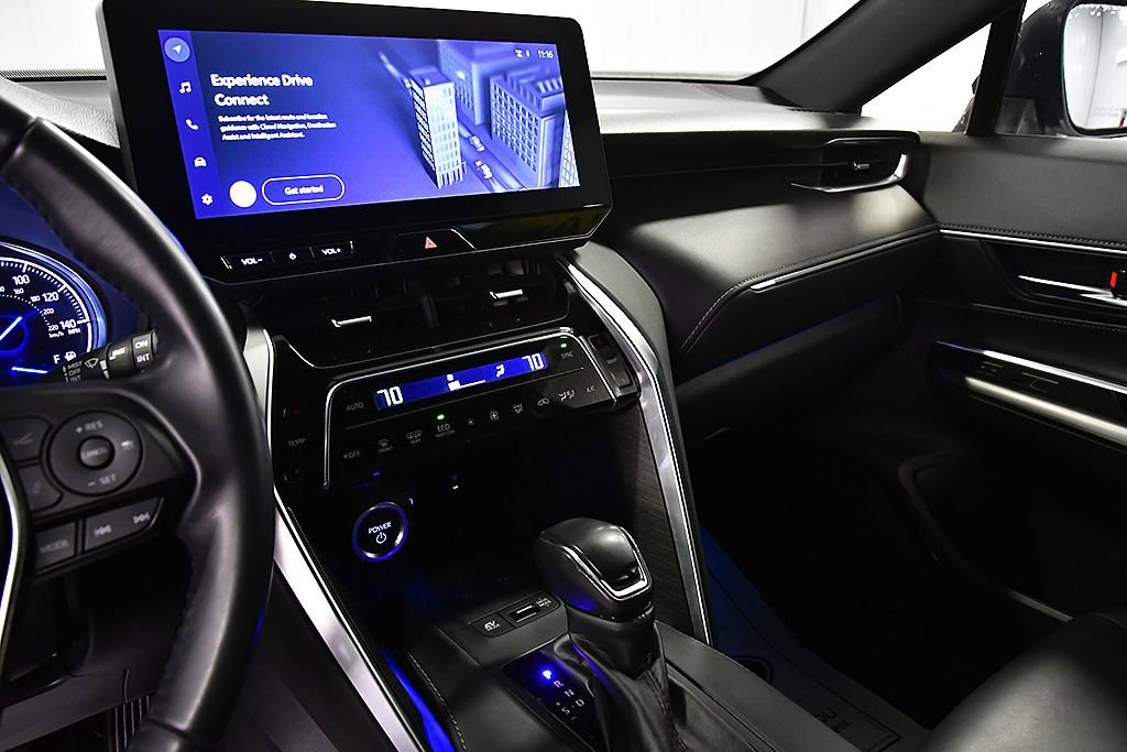 Used 2023 Toyota Venza XLE image 23