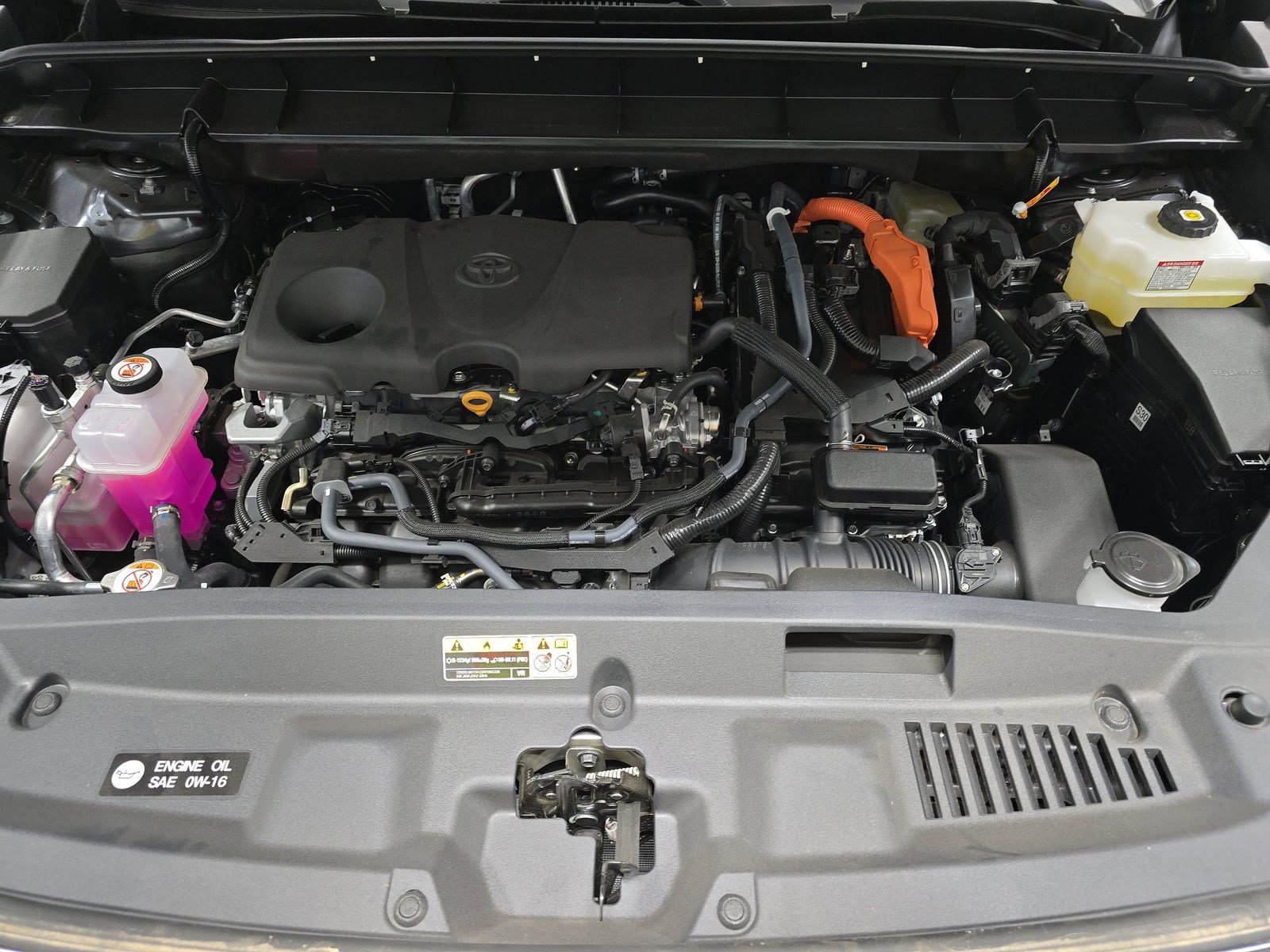 Used 2025 Toyota Highlander Platinum image 17