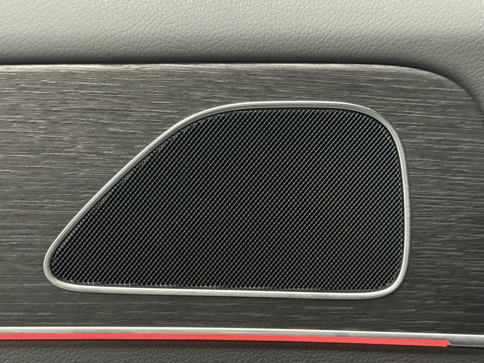 Used 2025 Mercedes-Benz GLE 450e GLE 450e image 37