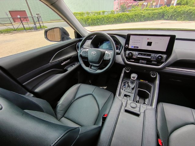 Used 2024 Toyota Grand Highlander FWD image 39