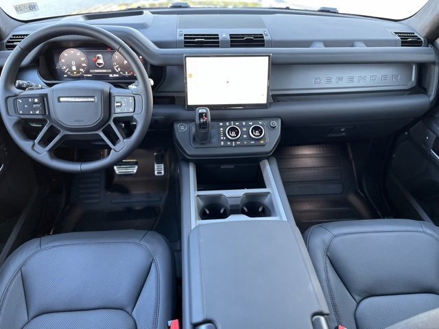New 2025 Land Rover Defender 110 V8 image 4