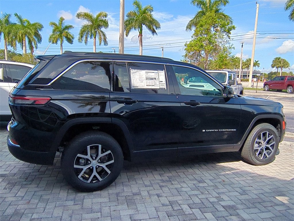 New 2025 Jeep Grand Cherokee Limited image 4