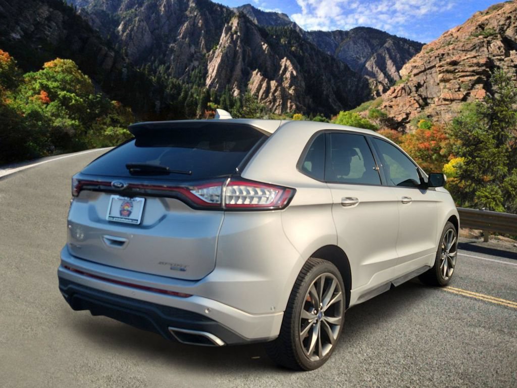 Used 2018 Ford Edge Sport w/ Equipment Group 401A AWD/4WD image 3