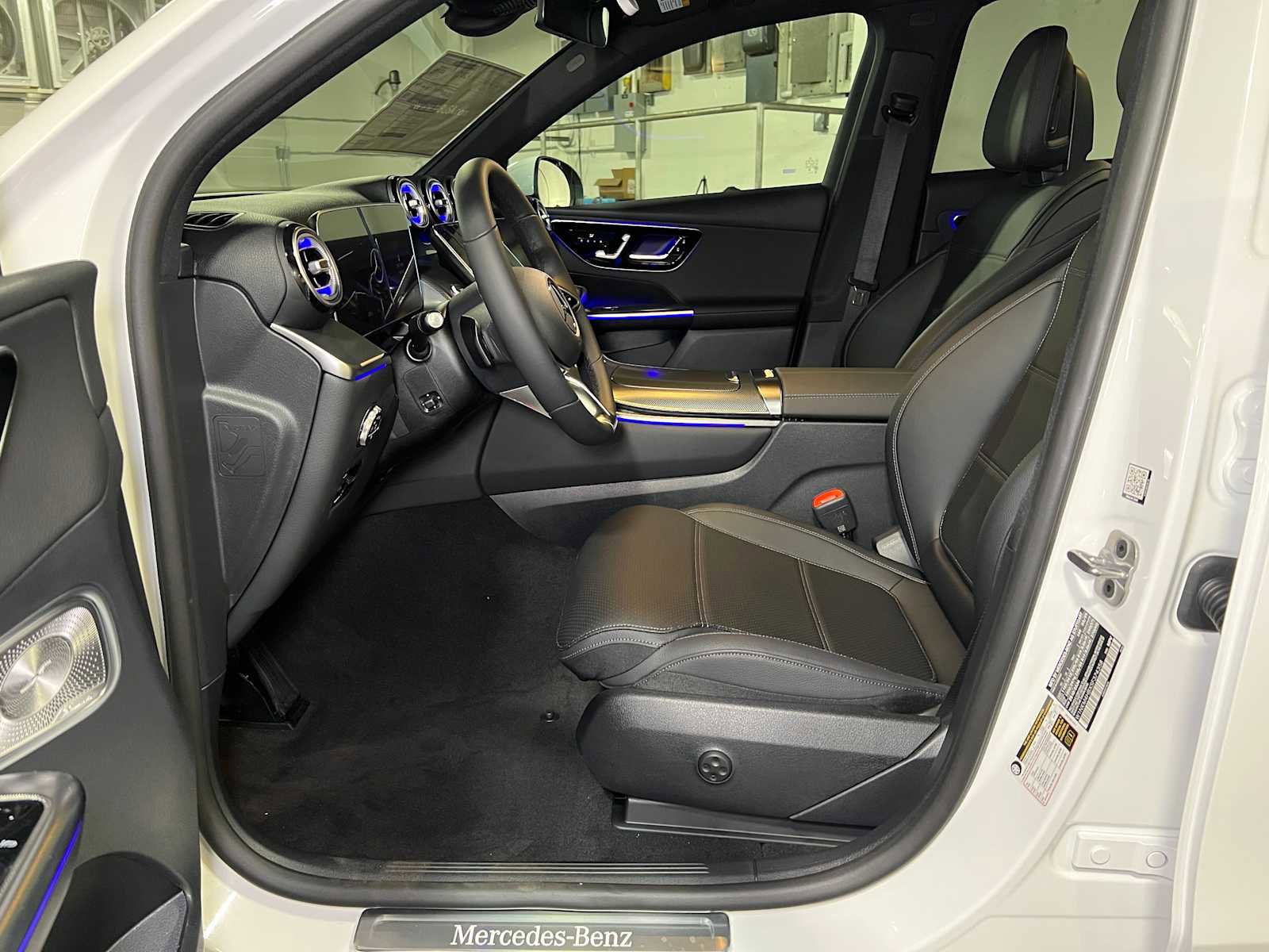 New 2025 Mercedes-Benz GLC 300 4MATIC image 20