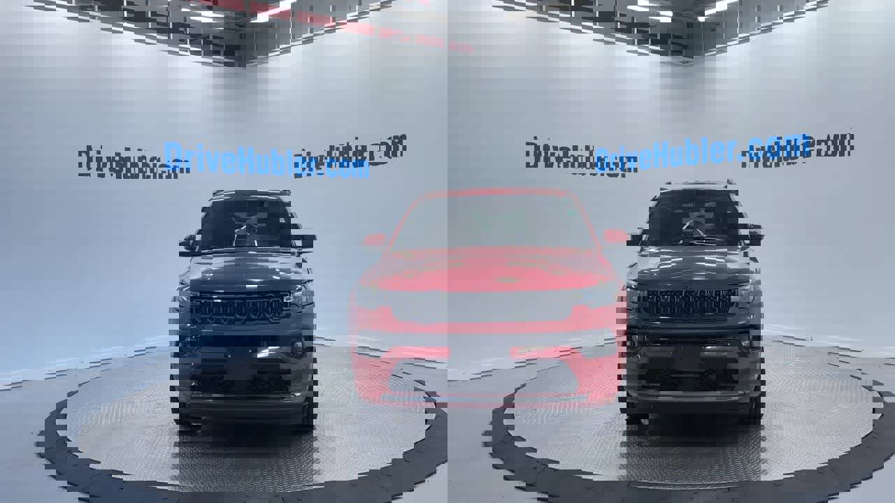 Used 2023 Jeep Compass Limited image 6