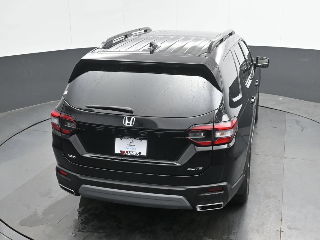 Used 2025 Honda Pilot Elite image 24
