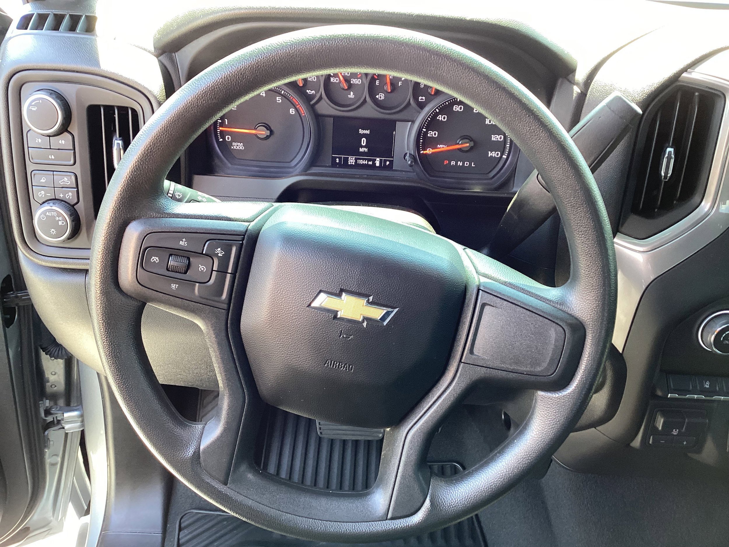 Used 2025 Chevrolet Silverado 2500 Custom w/ Custom Value Package AWD/4WD image 15