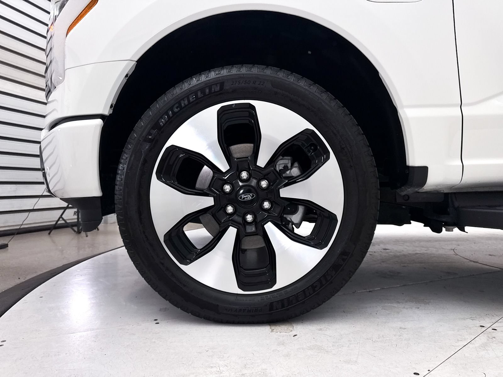 Used 2025 Ford F150 Lightning Platinum AWD/4WD image 15